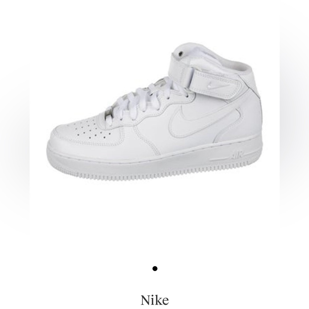 Brand new Nike sneakers.  Comes in original box.